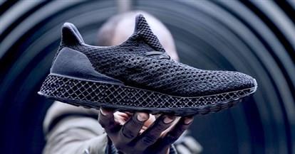 با جدیدترین کفش ورزشی آدیداس که با فناوری چاپ سه بعدی تولید شده است آشنا شوید